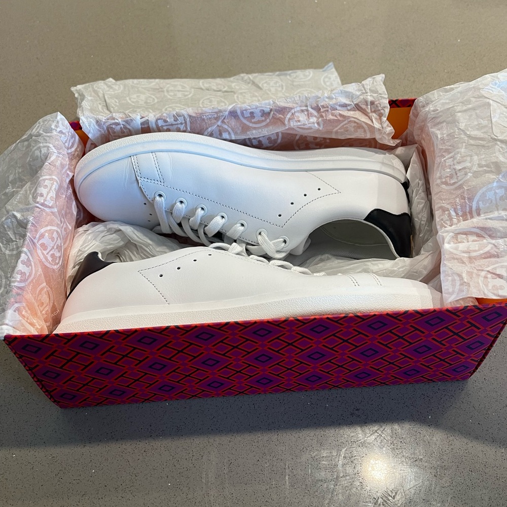 Tory Burch Howell sneakers size 8